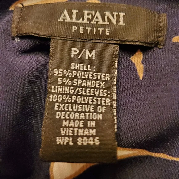 Alfani Navy Blue & White Floral Blouse - Picture 7 of 9